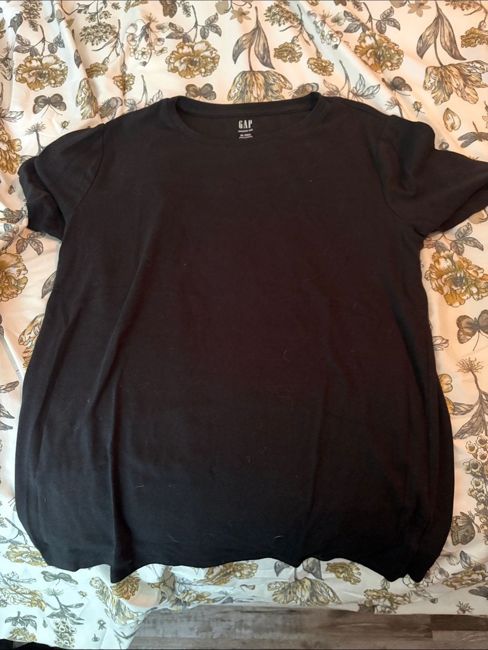 GAP Black Short Sleeve Crew Tee